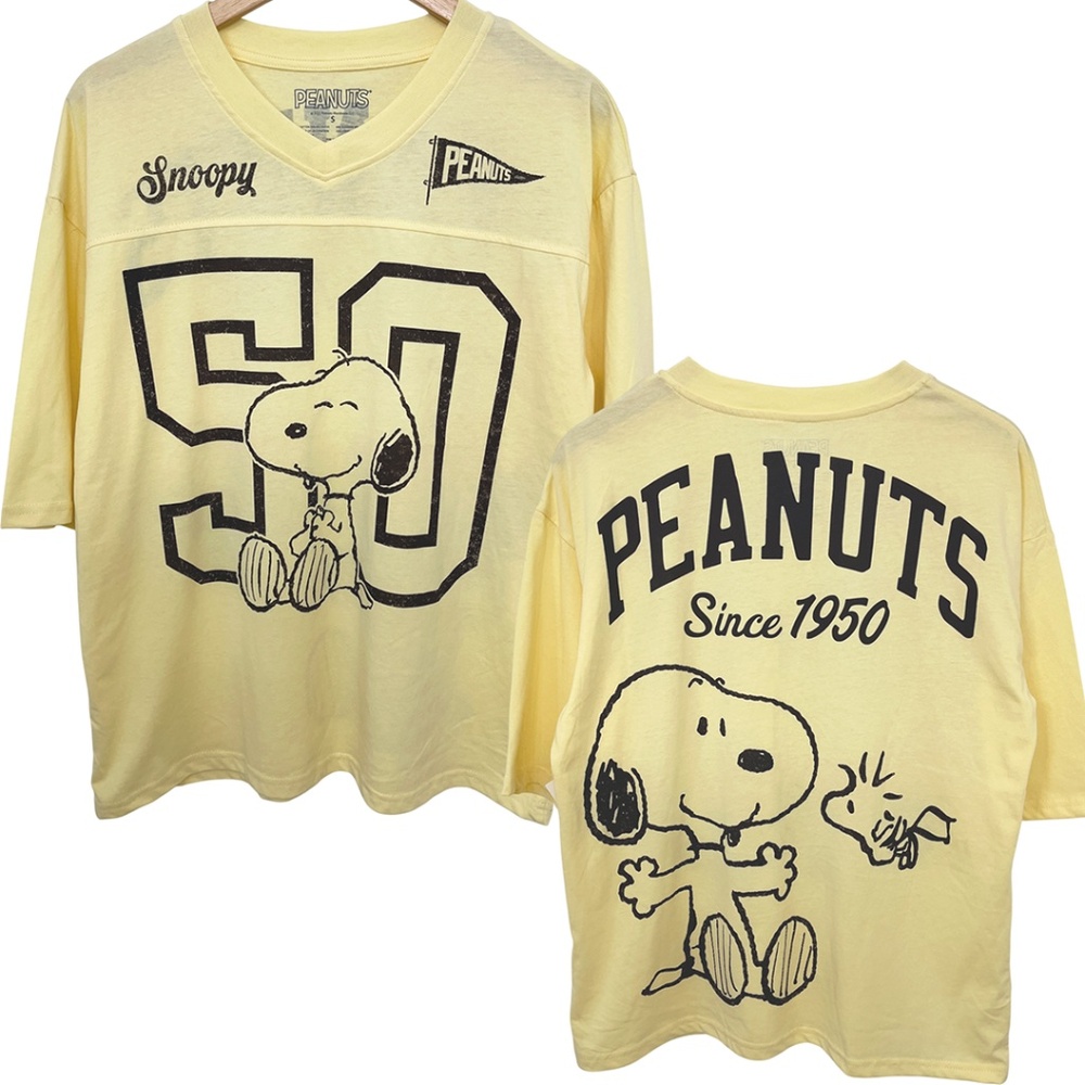 NWT Peanuts Snoopy & Woodstock Women’s T-Shirt Small